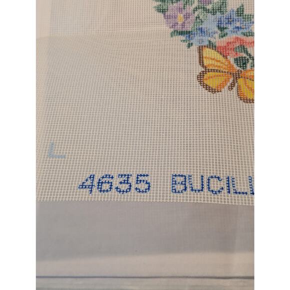 Vtg Bucilla Needlepoint Butterfly Wreath Mesh Design 1990 14" x 14" 4635 - Picture 4 of 8